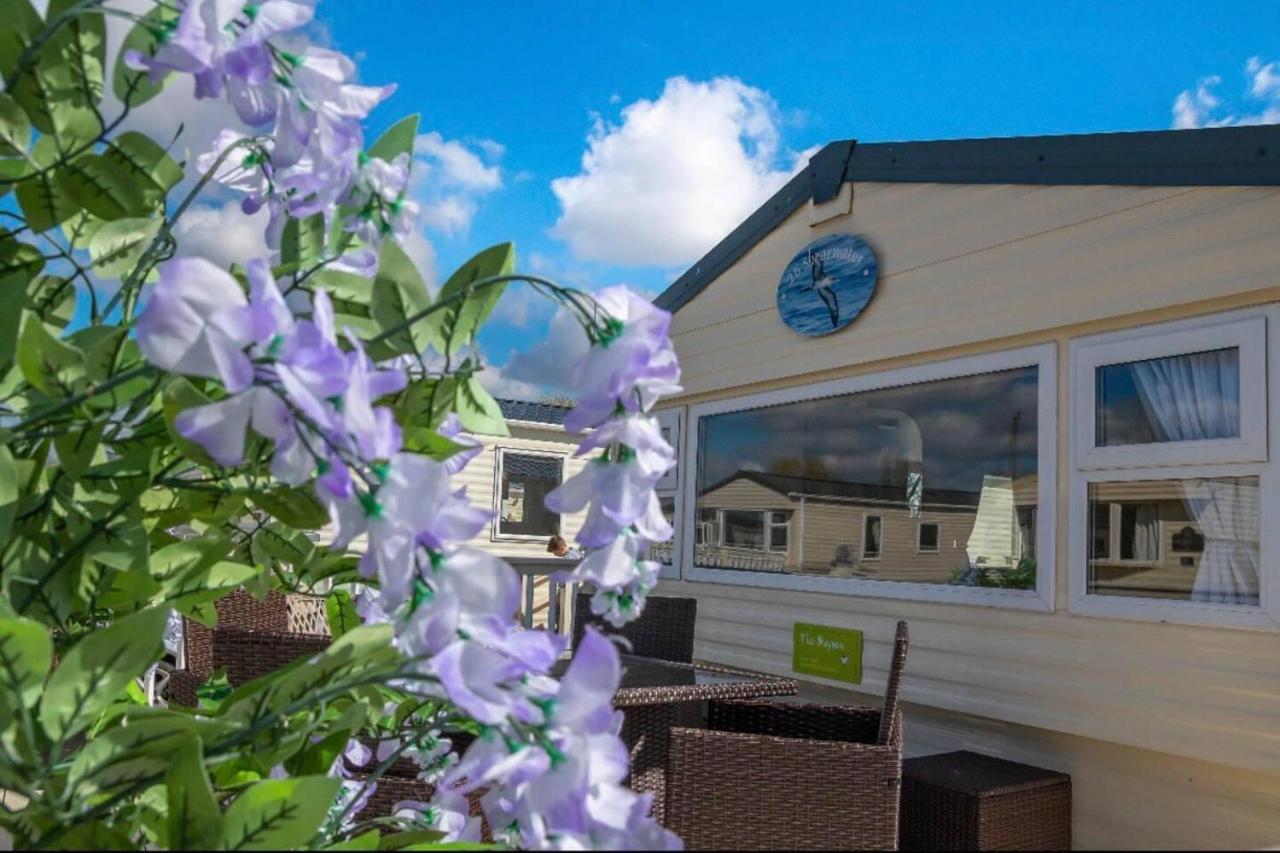 Tattershall Lakes Private Hot Tub Lodge - Sleeps 6 لينكولن المظهر الخارجي الصورة